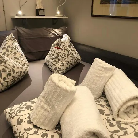 Bed & Breakfast Sleeping