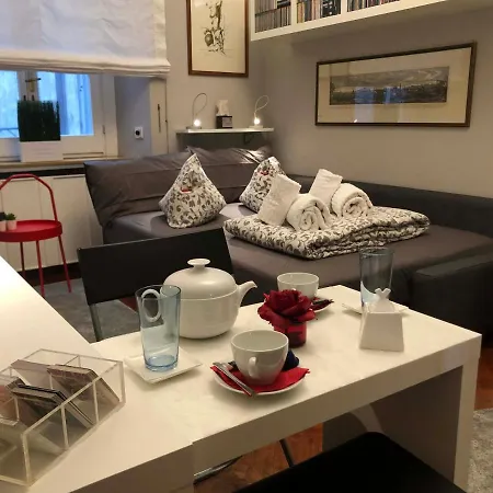Sleeping Bed and breakfast